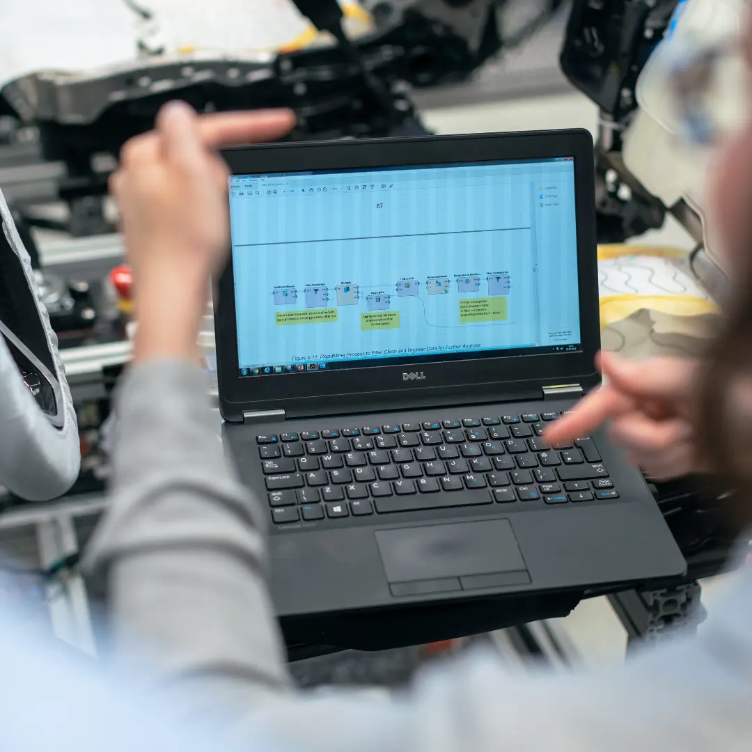 Simulação de estresse estrutural em software de engenharia